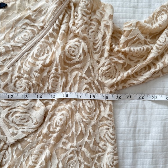 Ark and Co cream/ivory floral pattern cardigan - Picture 4 of 6